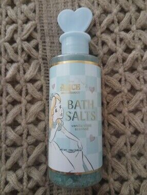DISNEY ALICE IN WONDERLAND Vanilla Shea Bath Salts - Light Blue